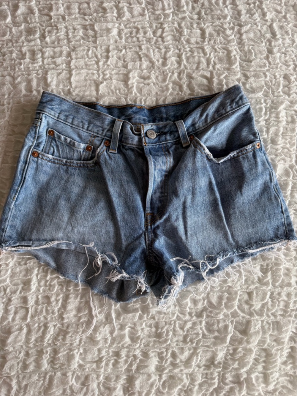 Levis 501 Shorts Distressed Raw Hem 27 - Picture 2 of 8